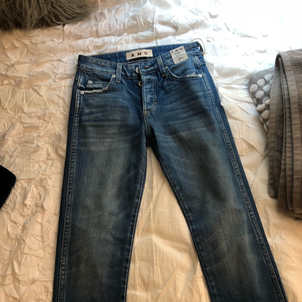 AMO NWT high waisted jeans size 24